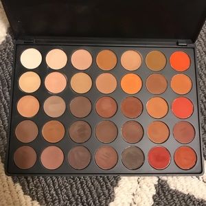 Morphe 35OM Pallet